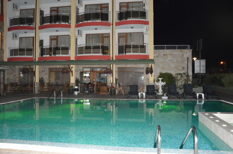 Alexandra Hotel