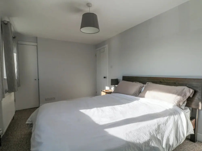 7 Daltons Place
