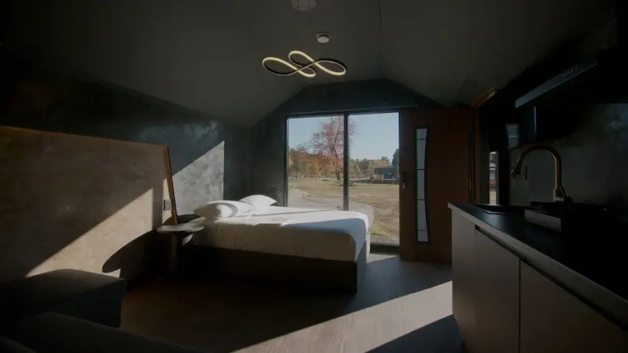 Emrose Luxury Cabins