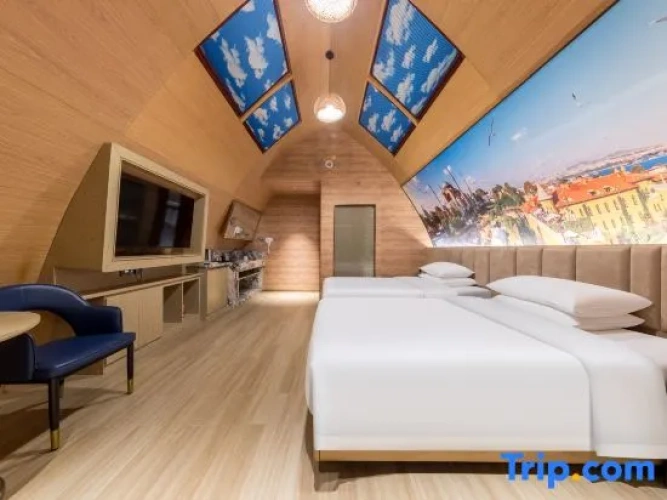 1 Bedroom Double Suite with ocean view