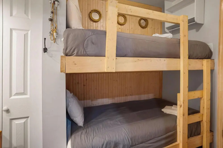 515 Sunsuite