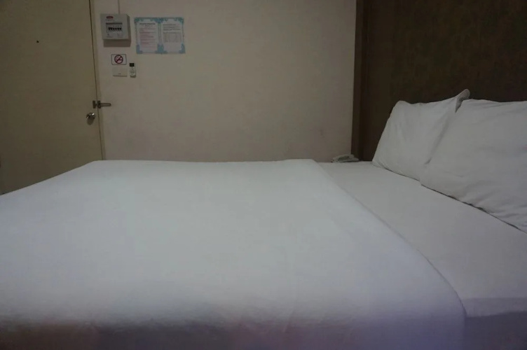 Wetsawat Place Hotel
