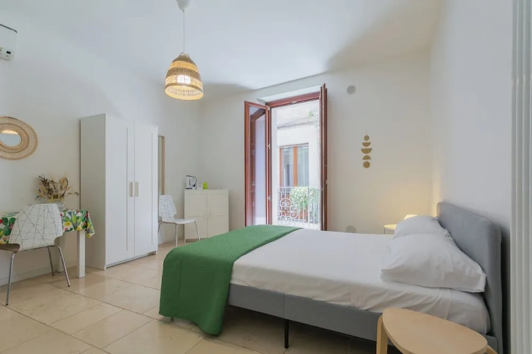 Standard room with balcony