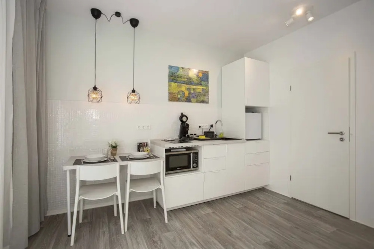 Studio Apartments Köhn