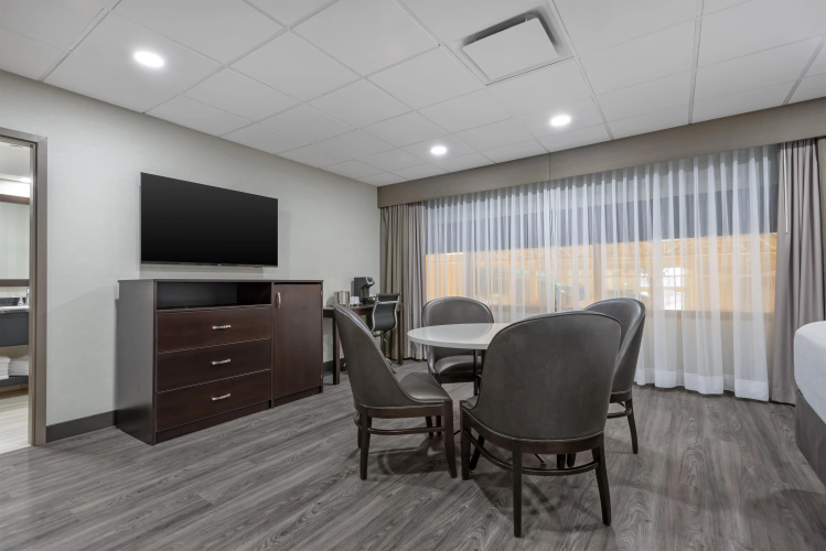 Best Western Plus Port O'Call Hotel photo 8
