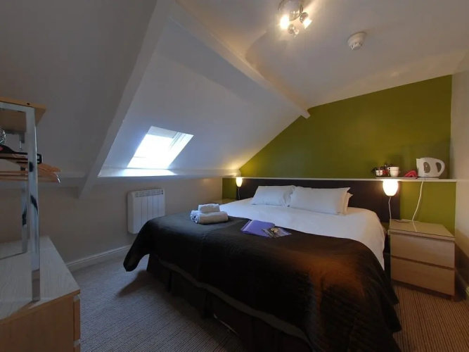 Chiltern Guest House