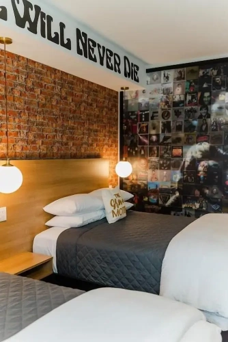 Standard Quadruple room
