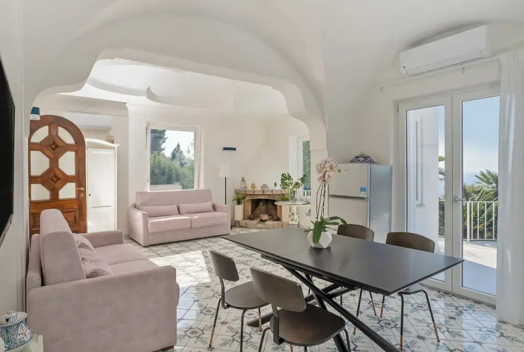 Villa Azzurra - by Elite Villas