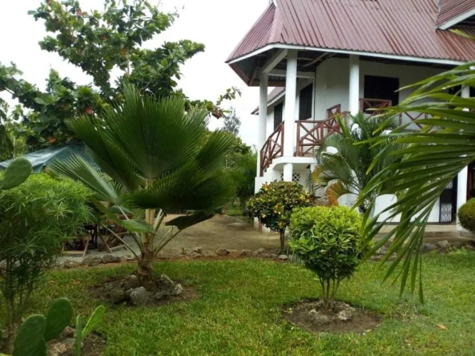 2 Bedrooms Cottage