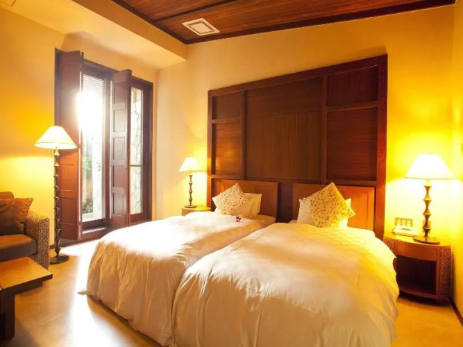 OYO 43999 Hotel Allamanda