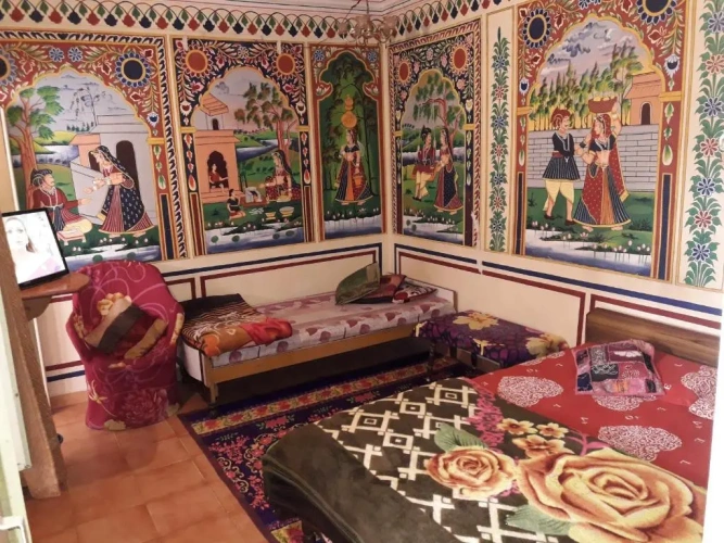 Standard Triple room
