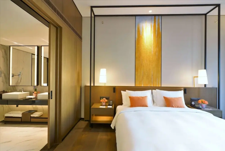 Executive Double Suite with river view