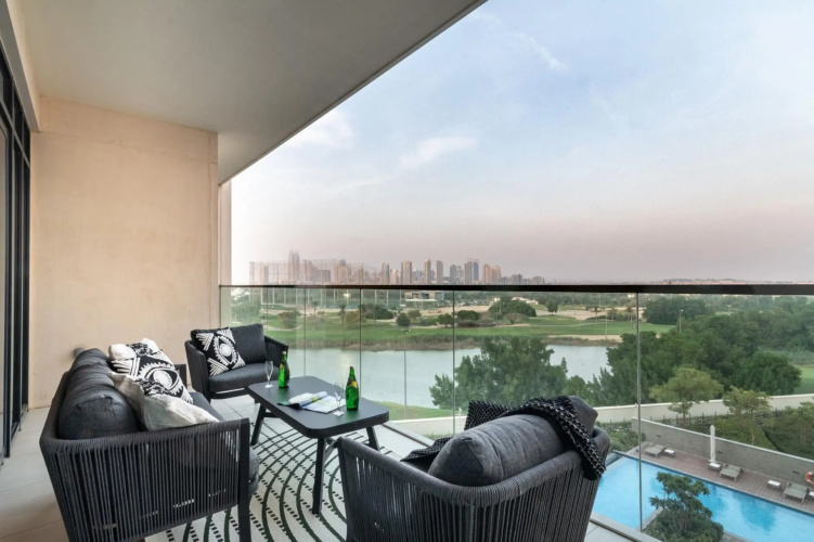 DXB - Vida Emirates Hills - R2 - 502 - DM