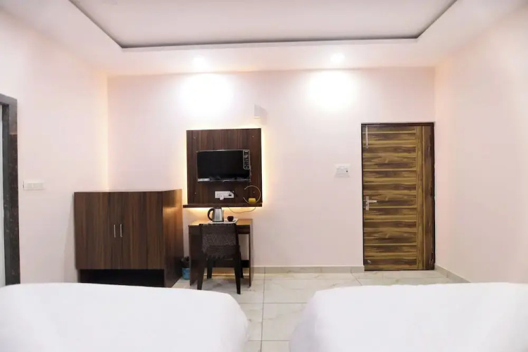 Shree Krishna Inn