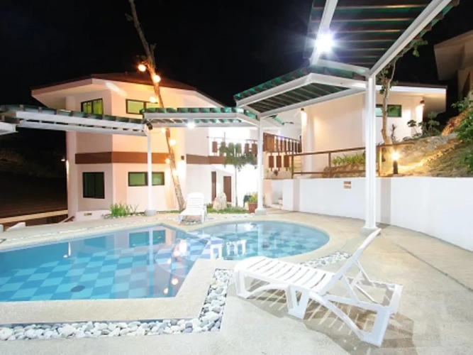 Deluxe Villa
