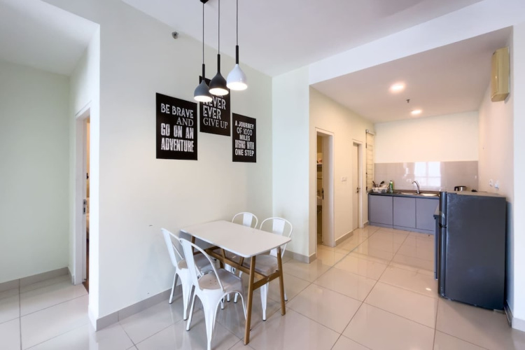 Family 2BR Apartment, Pool, Melaka City