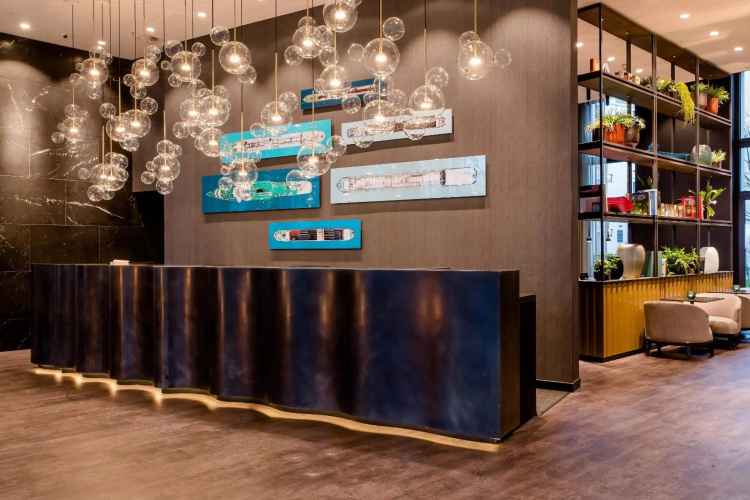 Motel One Köln-Altstadt