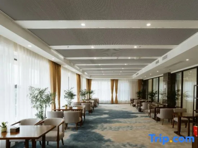 Rongchang Riel High-tech Hotel