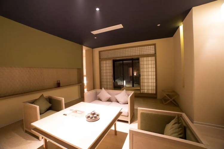 Suzhou River-purple Resorts&Spa