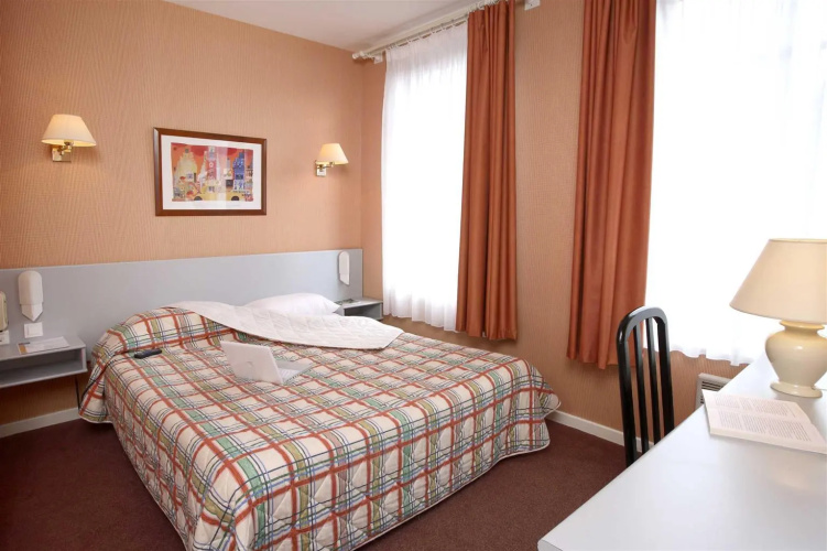 Kyriad Lille Centre - Gares