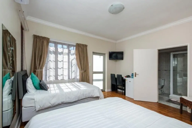 Standard Double room with pool view
