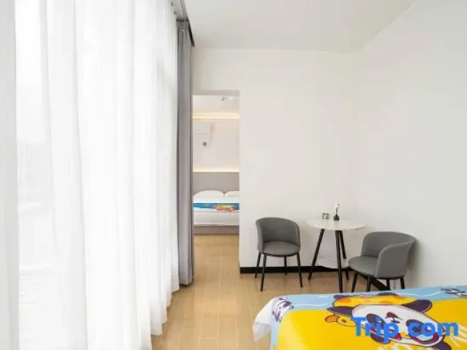Deluxe Family room