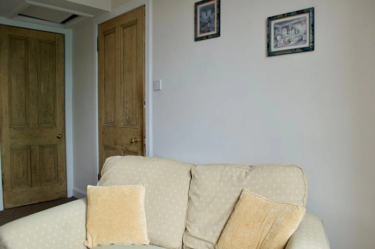 1 Bedroom Flat In Edinburgh