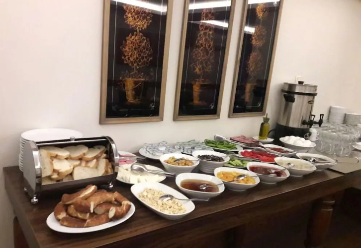 Zeybek Hotel