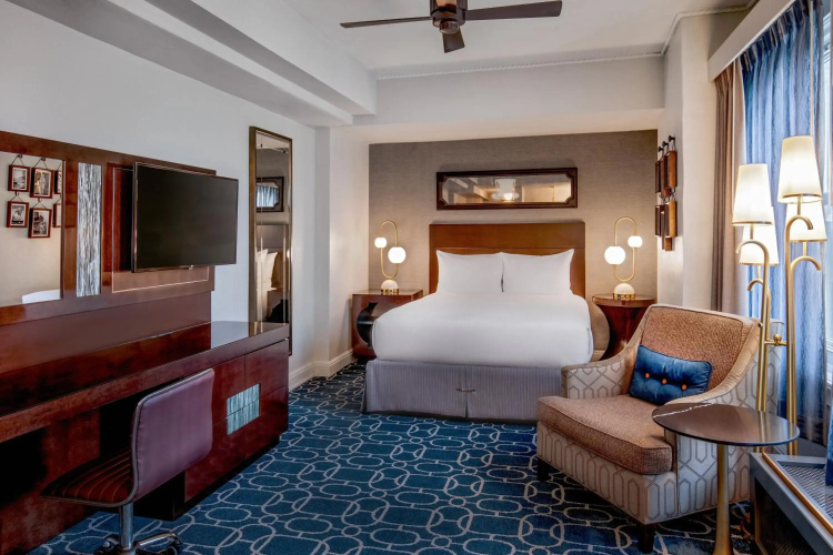 Hotel Adagio, Autograph Collection