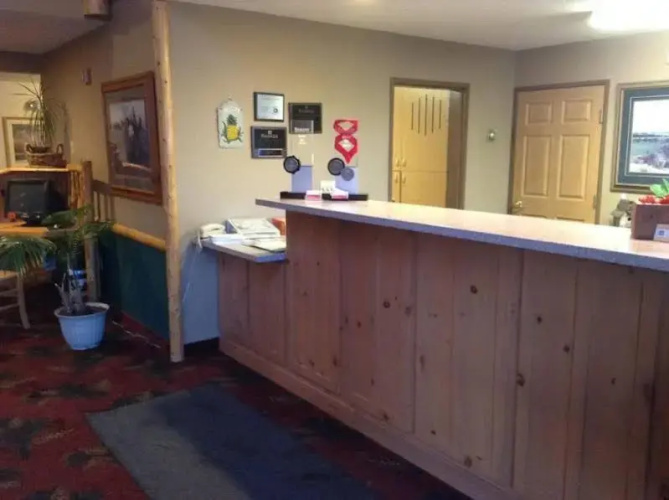 Ramada Summerset/Rapid City West
