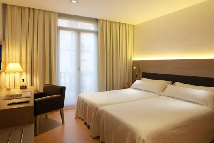 Hotel Lleo