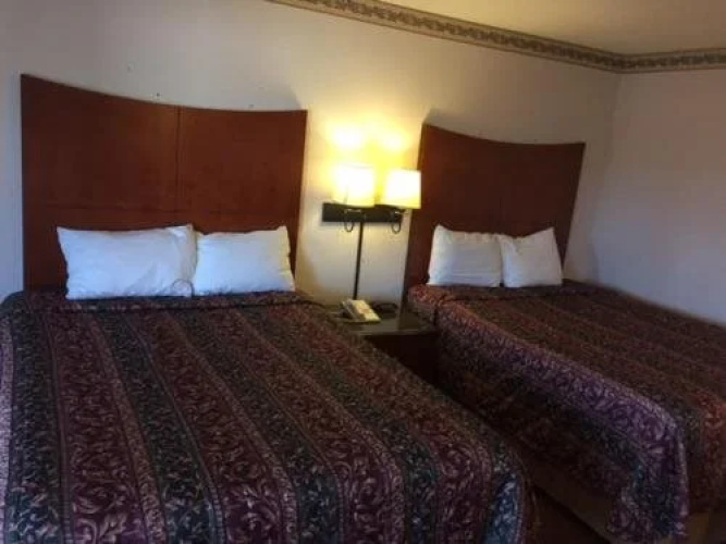 Briarwood Inn