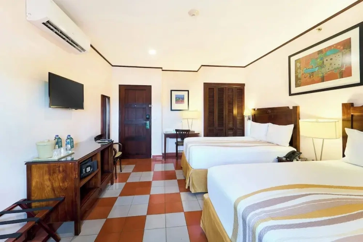 Standard Quadruple room with balcony