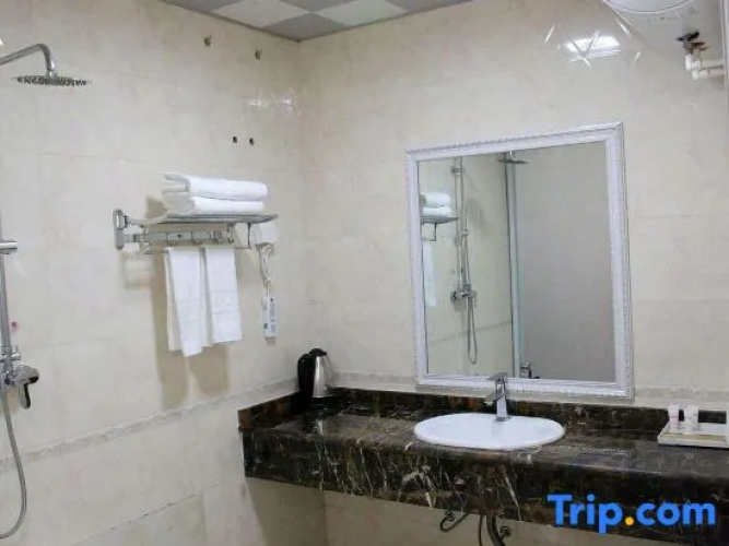 Changtai 8090 Hotel