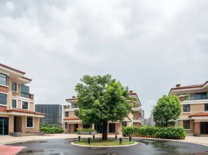Aile Holiday Hotel