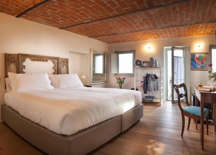 Standard Double room with balcony