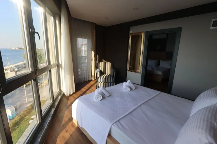 Deluxe Quadruple room