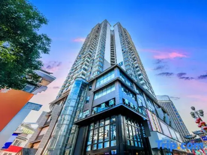 Dong Sen Hotel