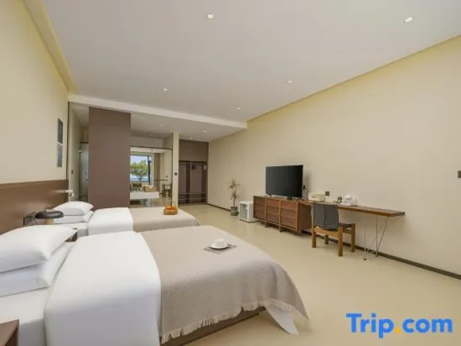Standard Twin room with sea view