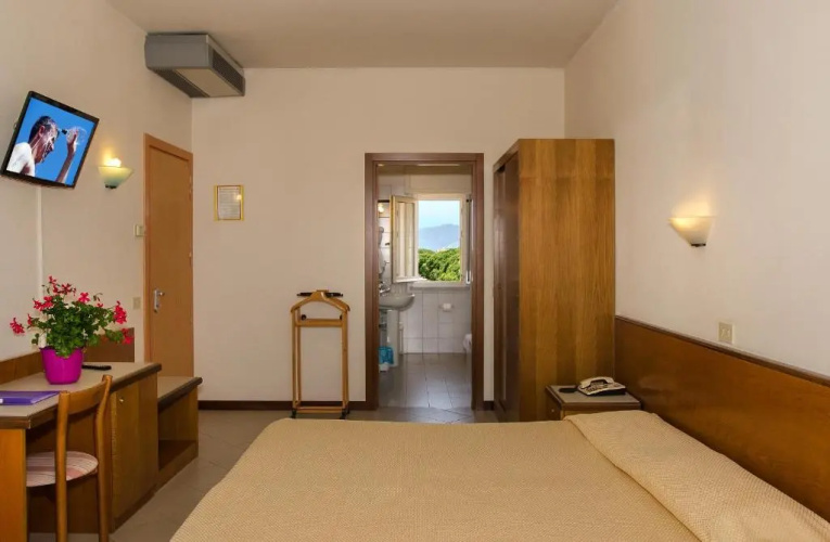 Hotel Montecarlo
