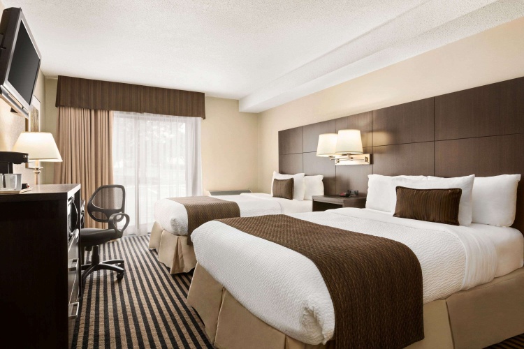Days Inn by Wyndham Miramichi photo 7