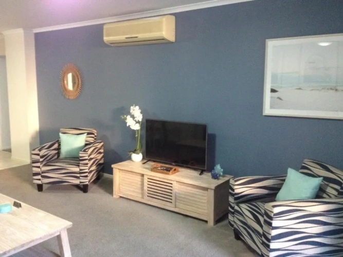2 Bedrooms Apartment with balcony