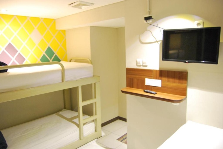 Standard Triple room