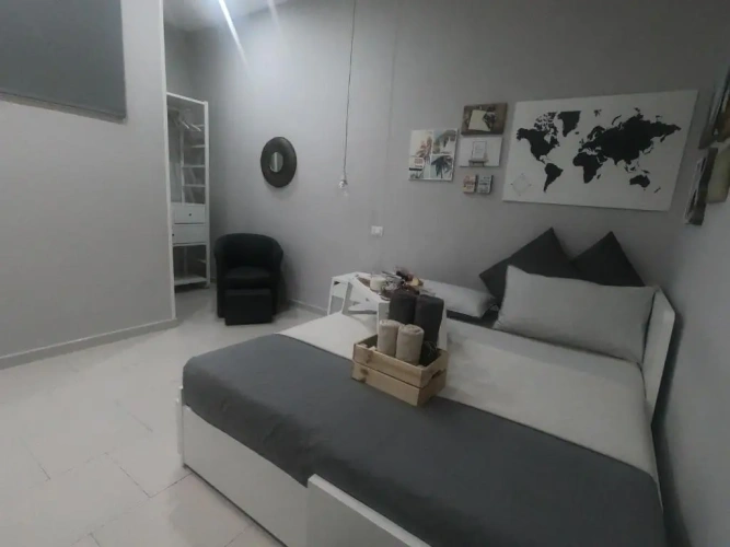 1 Bedroom Standard Family room with balcony and with city view