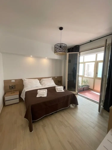 Deluxe Double room with city view
