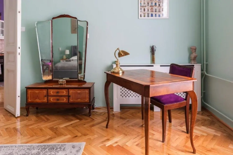 2 Bedrooms Apartment
