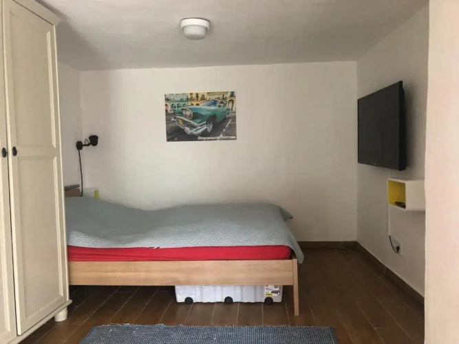 1 Bedroom Apartment