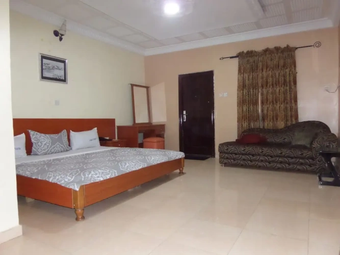 Double Suite