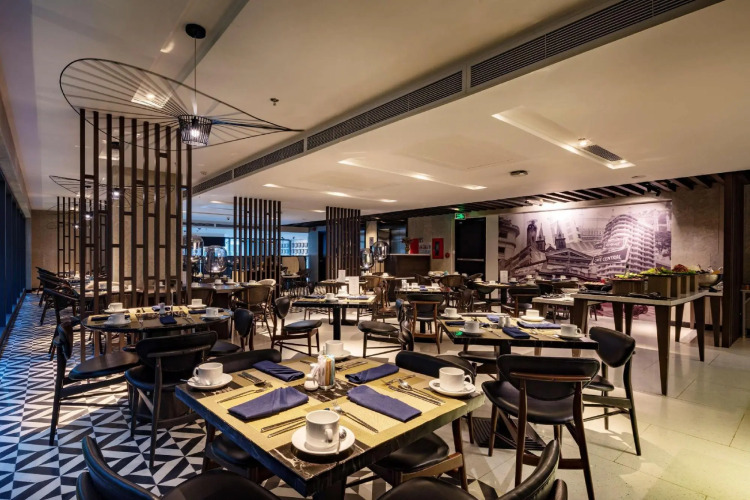 Innside by Melia Saigon Central Over view