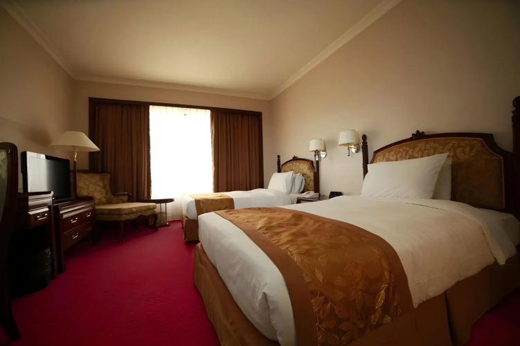 Grand Riverview Hotel